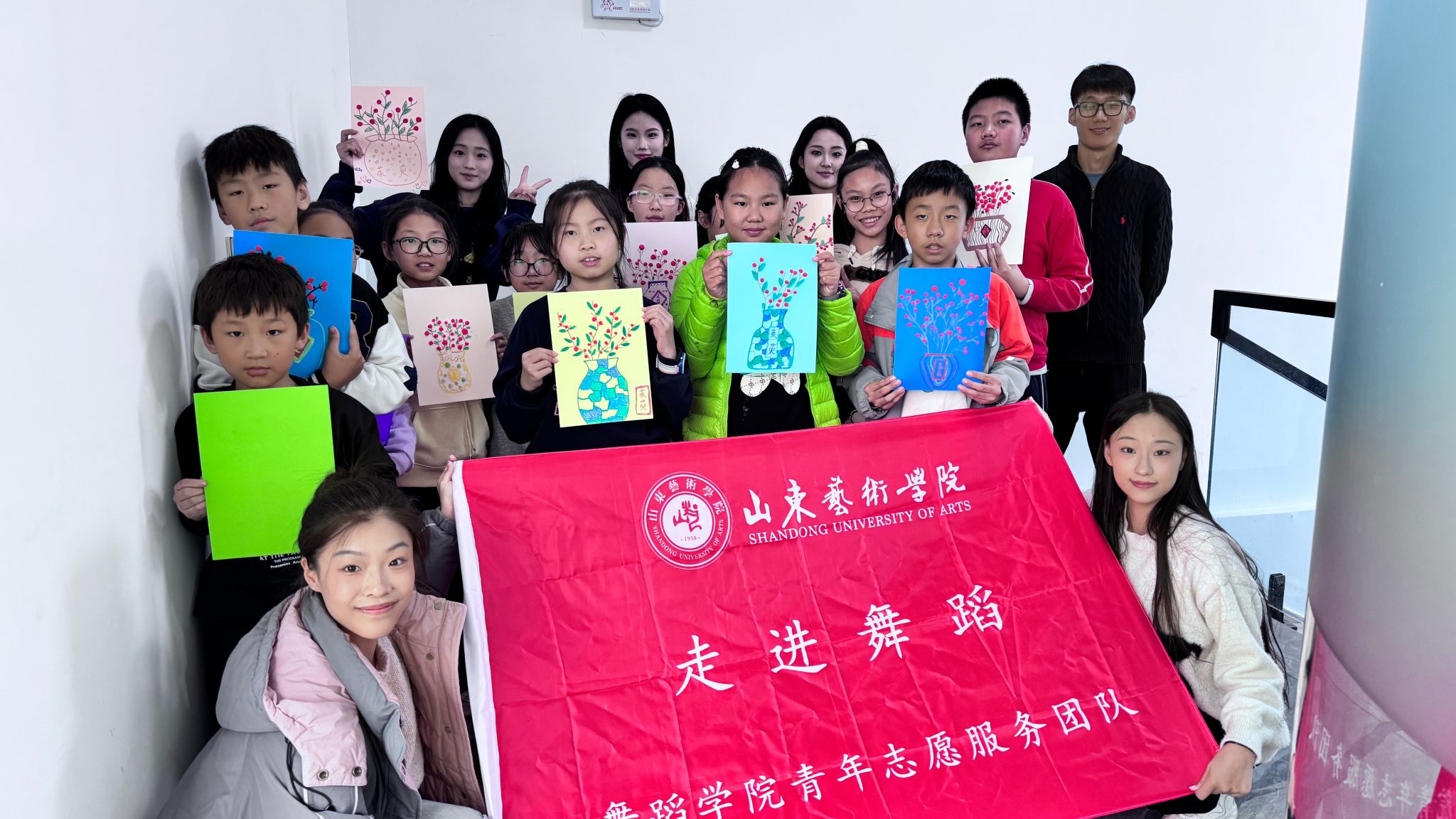 巧手绘传统，童趣伴传承 | “走进舞蹈”青年...